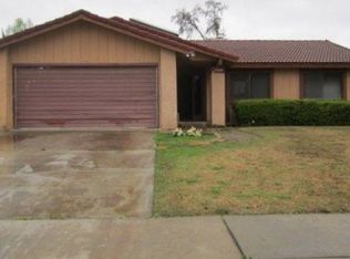 1926 N Maple St, Visalia, CA 93292