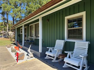 10390 Virden Ln, Gravette, AR 72736