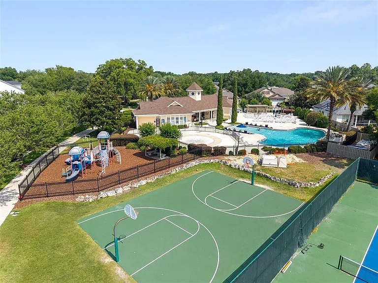 7440 SW 80th Dr — Photo 33