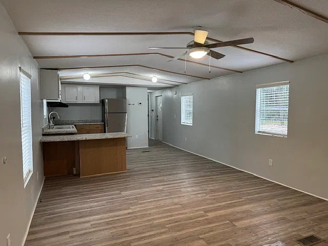 400 Brown Road - 1 — Photo 2