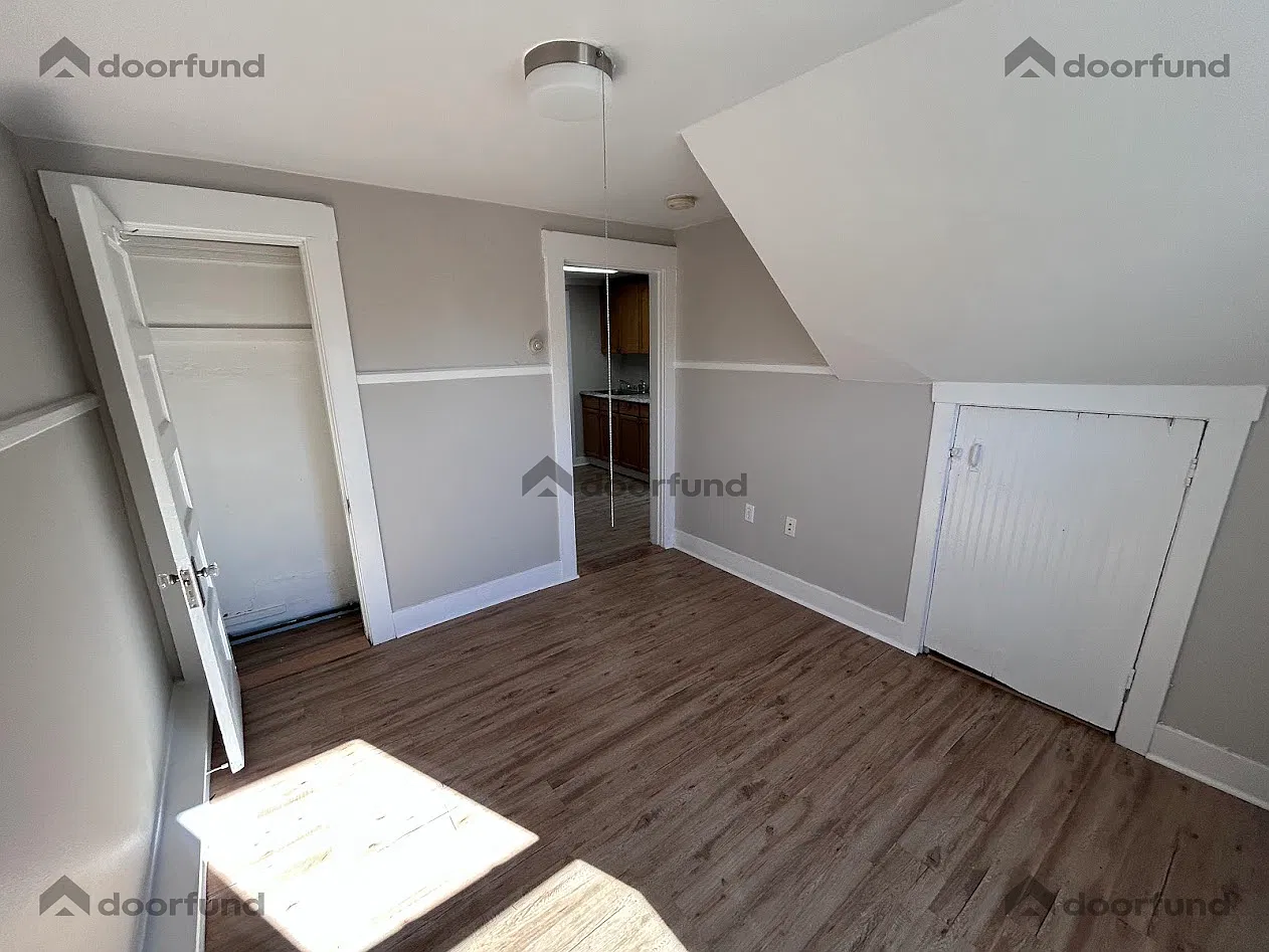 54 E Main St — Photo 2