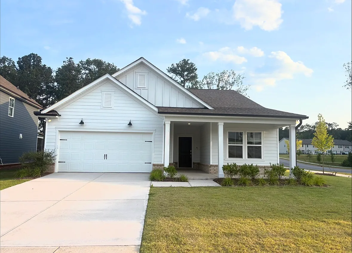 3 bed, 1916 sqft, $3,000 — Photo 1