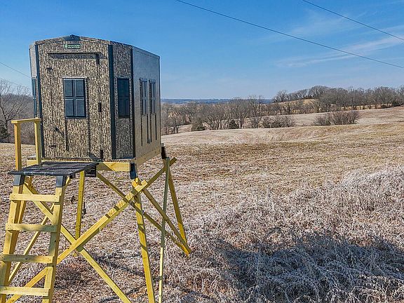 3rd image of 121 Acres Rte E