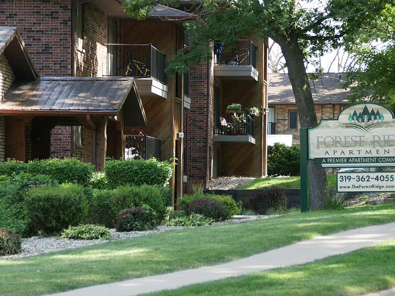 Forest Ridge Apartments — Photo 9