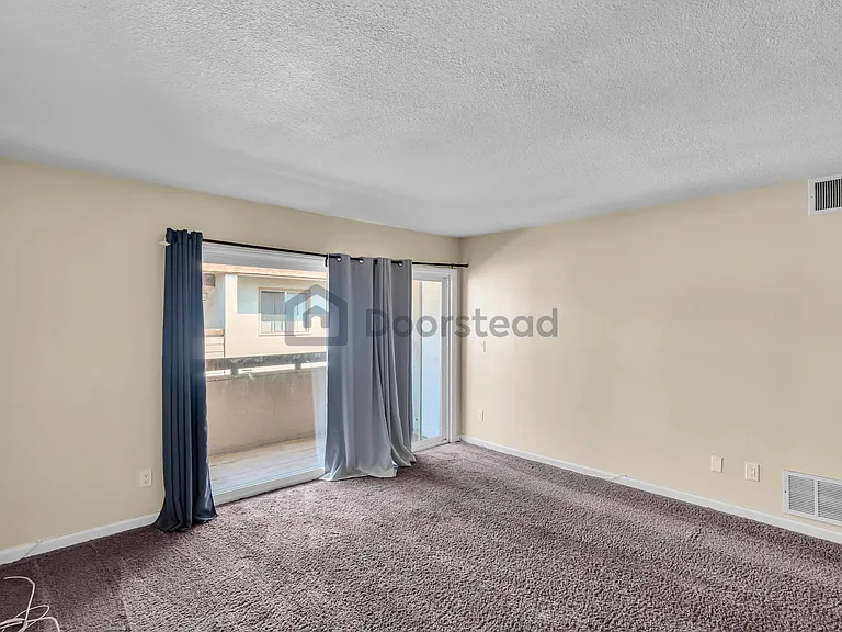 2521 W Sunflower Ave #J12 — Photo 6