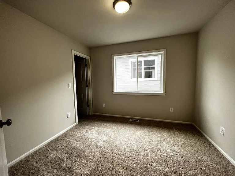 2712 Mayes Rd SE — Photo 10