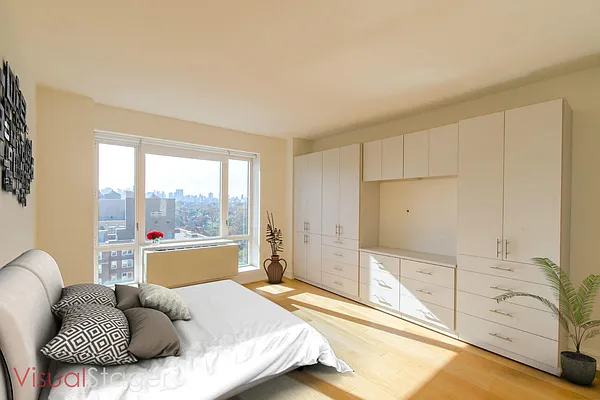 Rented by Keller Williams NYC | media 7