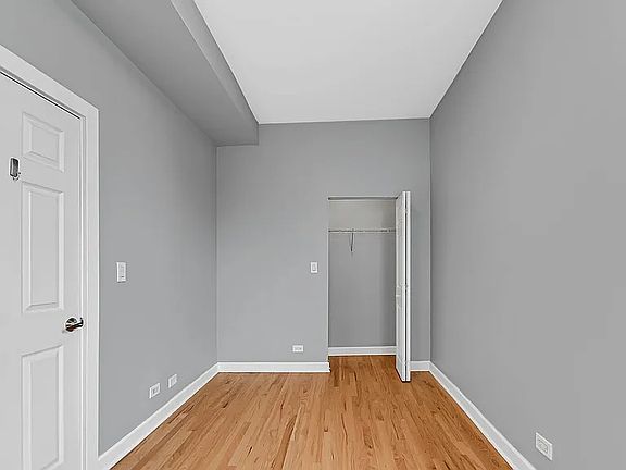 5th image of 3421 W Armitage Ave #1