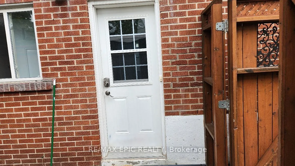 2 bed, $2,000 — Photo 3