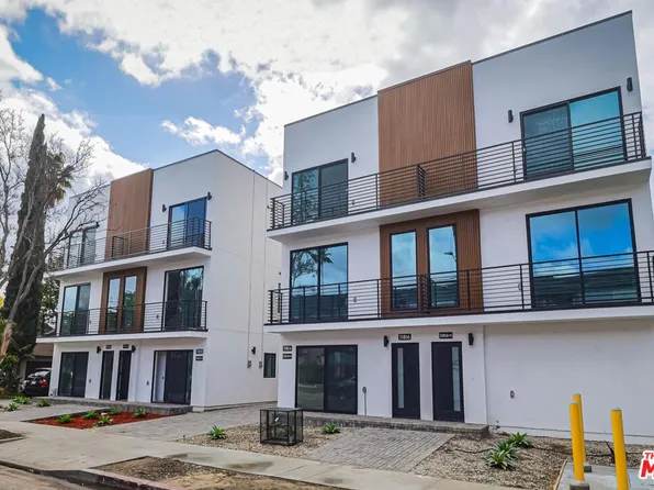 11810 Gilmore St, North Hollywood, CA 91606