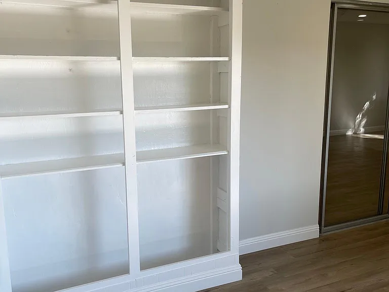 4803 Lowell Ave — Photo 12