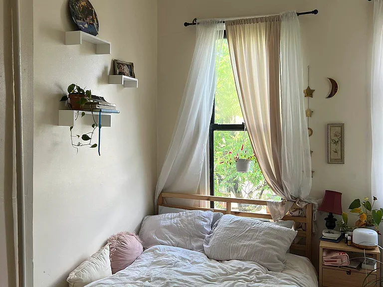 1134 Willoughby Ave #2B — Photo 6