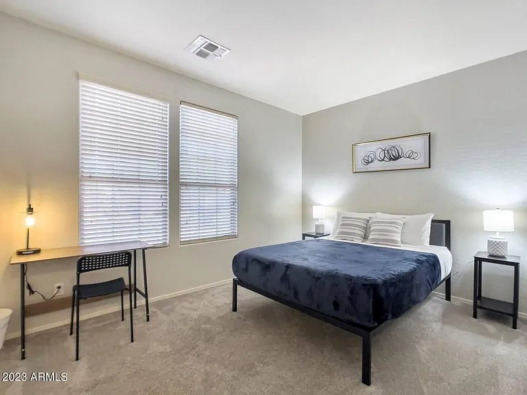 1454 E Morelos St — Photo 14