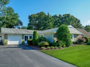 22 Ormont Ln, Matawan, NJ 07747