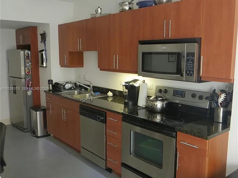111 E Flagler St #503 — Photo 25