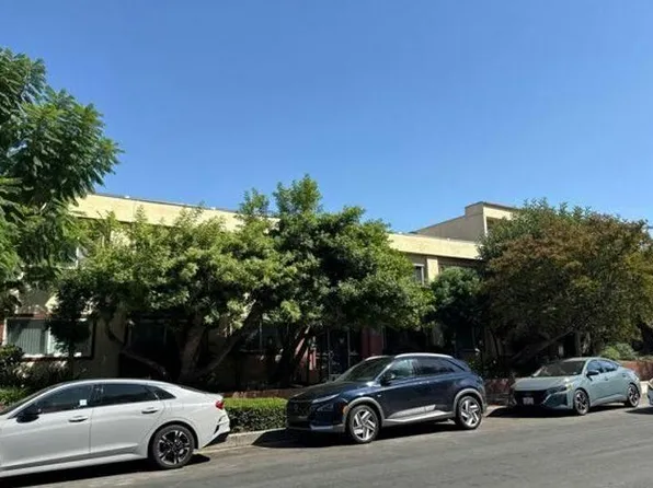 5414 Newcastle Ave, Encino, CA 91316