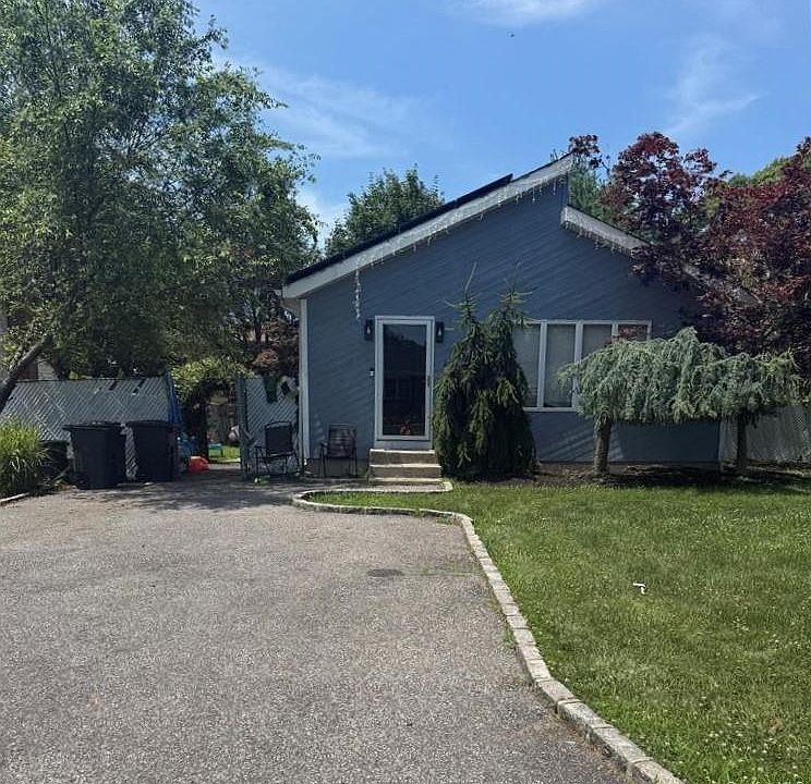 1st image of 268 Haven Avenue