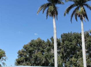 701 Riverside Dr SW, Moore Haven, FL 33471