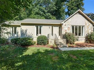 3205 Bardwell Rd, Greensboro, NC 27410