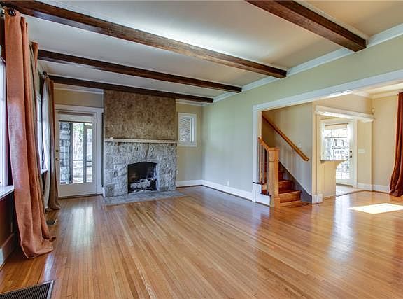 2nd image of 2509 Ashwood Ave