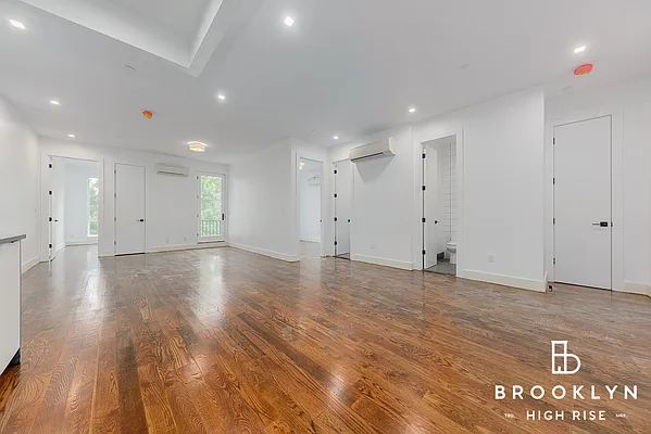 Rented by Brooklyn High Rise LLC | media 8