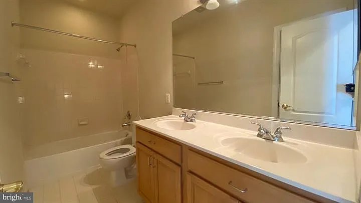 8853 Modano Pl — Photo 19