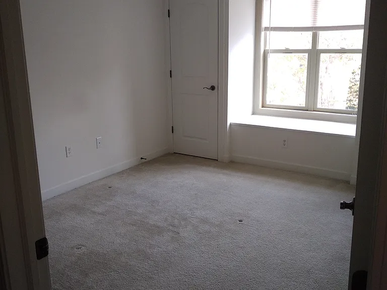 920 Marquette Ave #303 — Photo 31