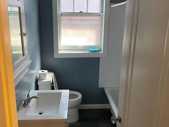 2nd image of 5109 Northland Ave #2