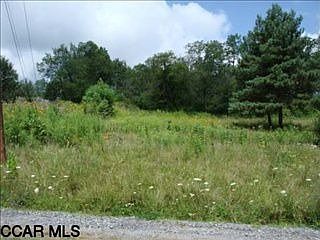 2nd image of 3339 4th Ave