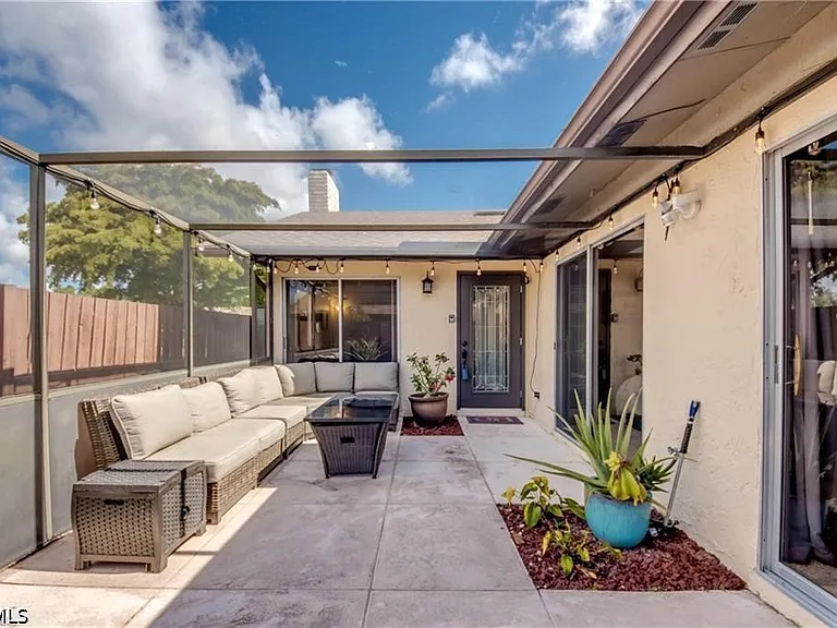 6337 Royal Woods Dr — Photo 23