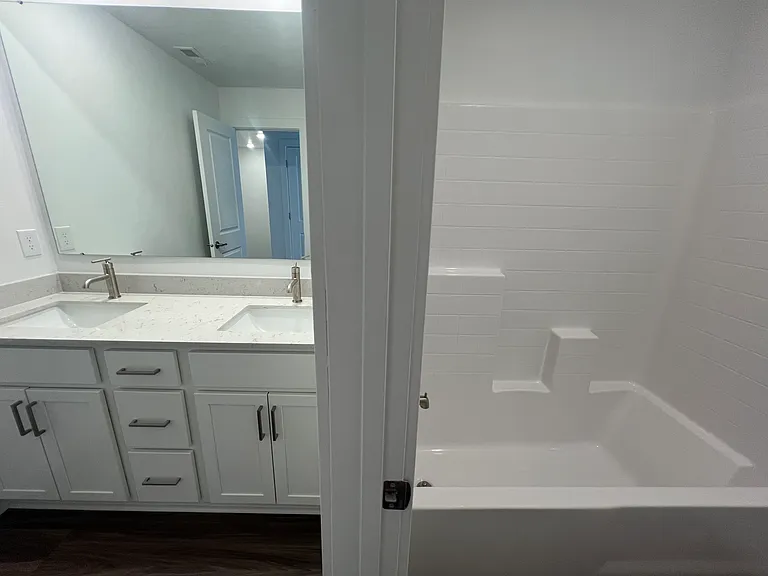 208 N Stratus Way — Photo 8