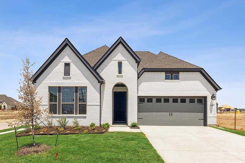 The Lynnhaven - I Exterior