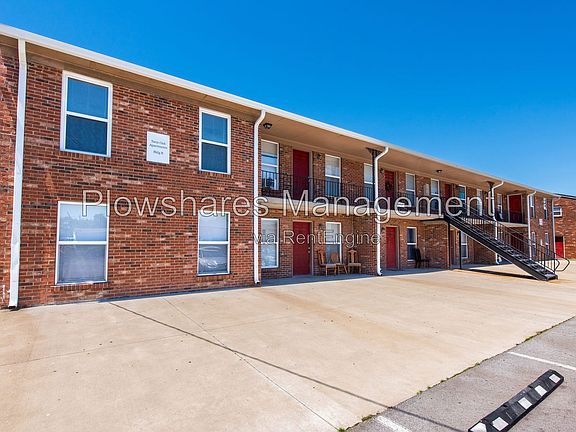2nd image of 3277 Chinquapin Ln