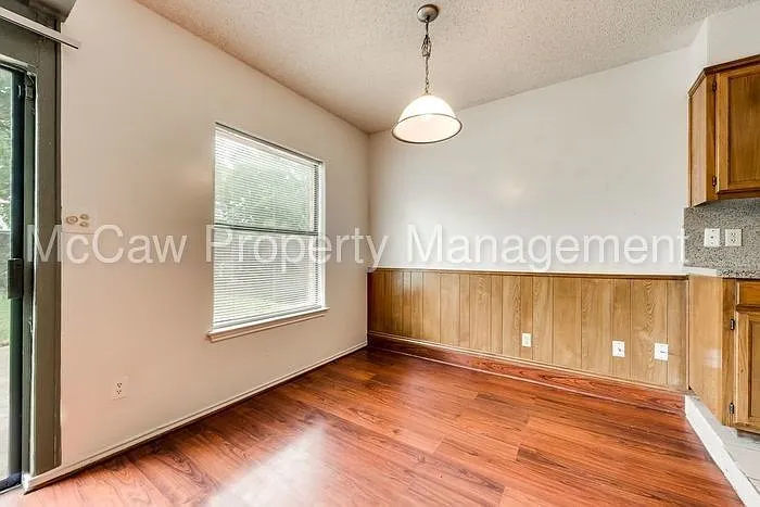 2913 Green Ridge St — Photo 14