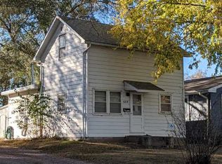 609 Pearl St, Yankton, SD 57078