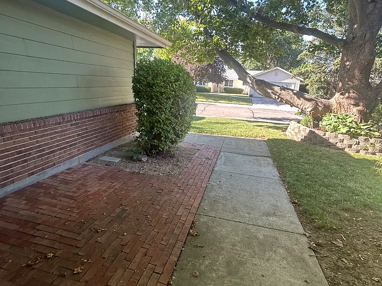 5798 W Lucky St — Photo 2