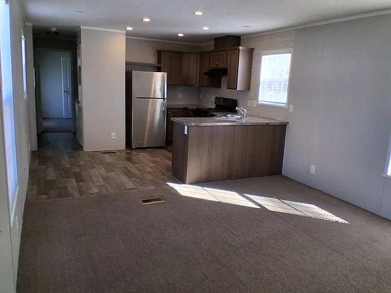640 S Darlene Way #44 — Photo 3