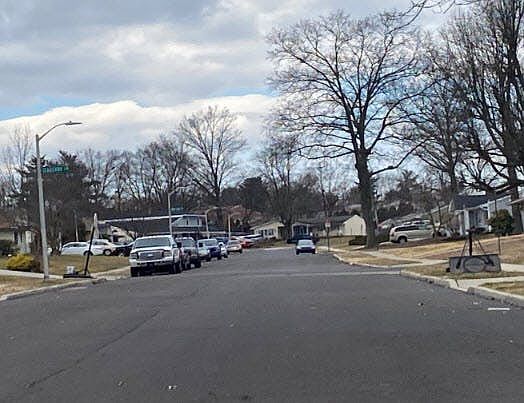 4th image of 17 Tanglewood Ln