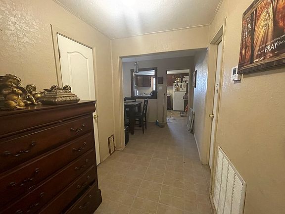 2nd image of 1217 Wilson St #1