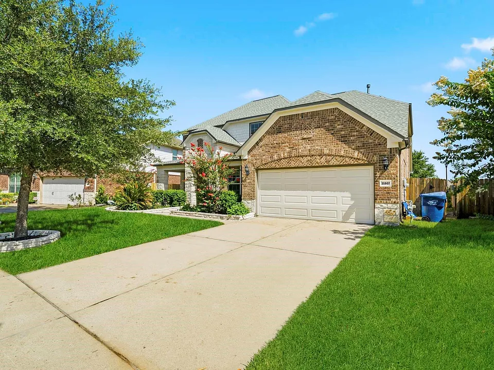 25907 Foxrun Vista Dr