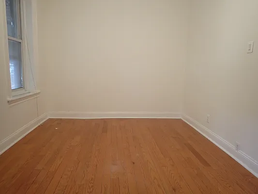 Rented by Hakeem Shahid, LREB | media 5