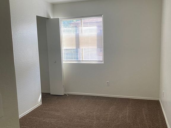 5th image of 1110 E Mohave St Unit 3