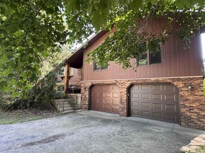 700 South Perry Parkway, Oregon, WI, 53575