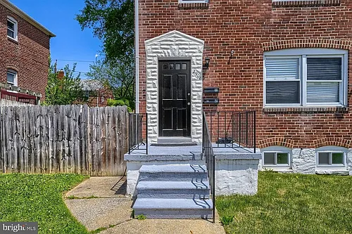 2908 Clearview Ave #2 Photo 1