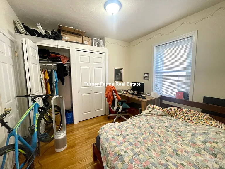 1054-1056 Cambridge St #2F — Photo 16