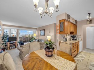 4941 Lougheed Hwy #304, Burnaby, BC