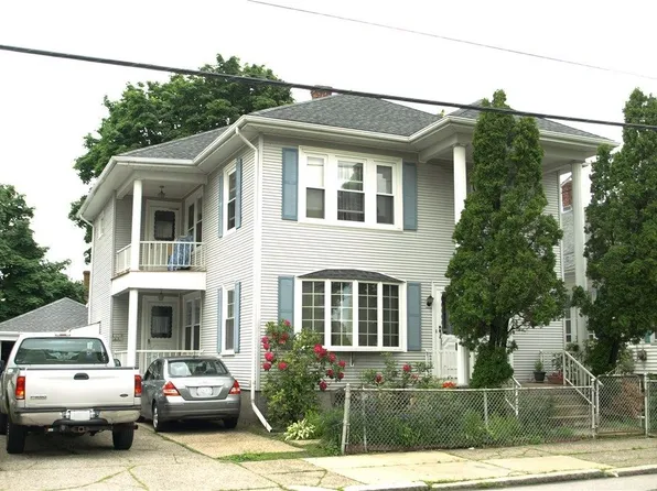 117 Robinson Ave, Pawtucket, RI 02861