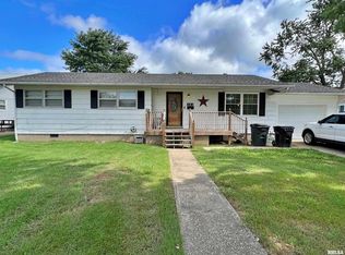 121 Carter Dr, Metropolis, IL 62960