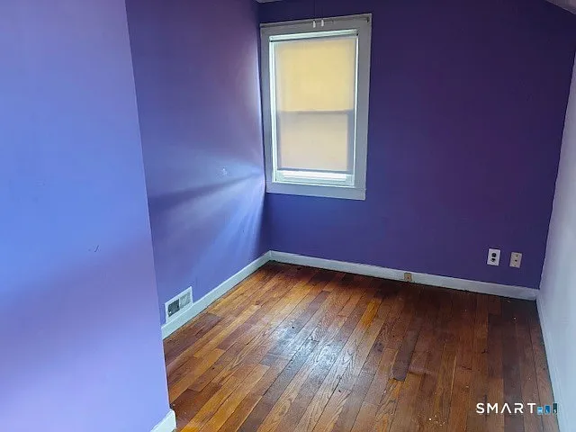144 Pennsylvania Ave — Photo 10