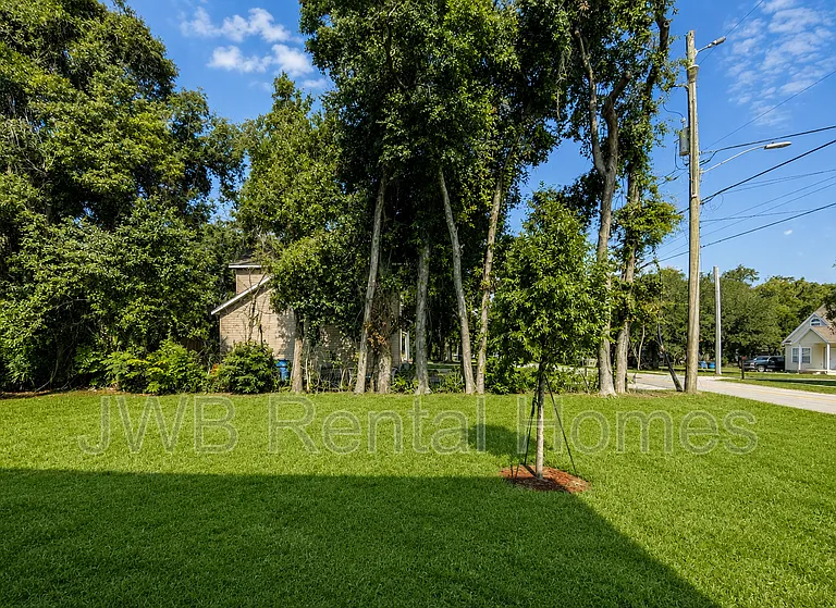 1278 Easter St #1 — Photo 14